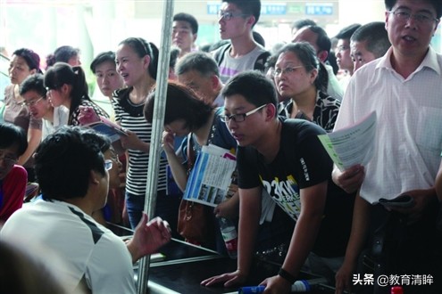 这个高考“最难考”的省：理科本一投档线，省内4所211进不了前十