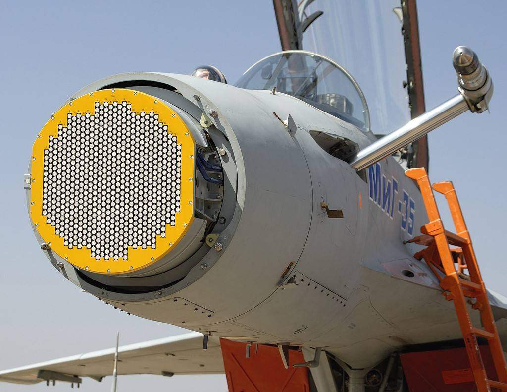 怎知自己被火控雷达锁定?相控阵怎么扫描跟踪,防御系统如何工作