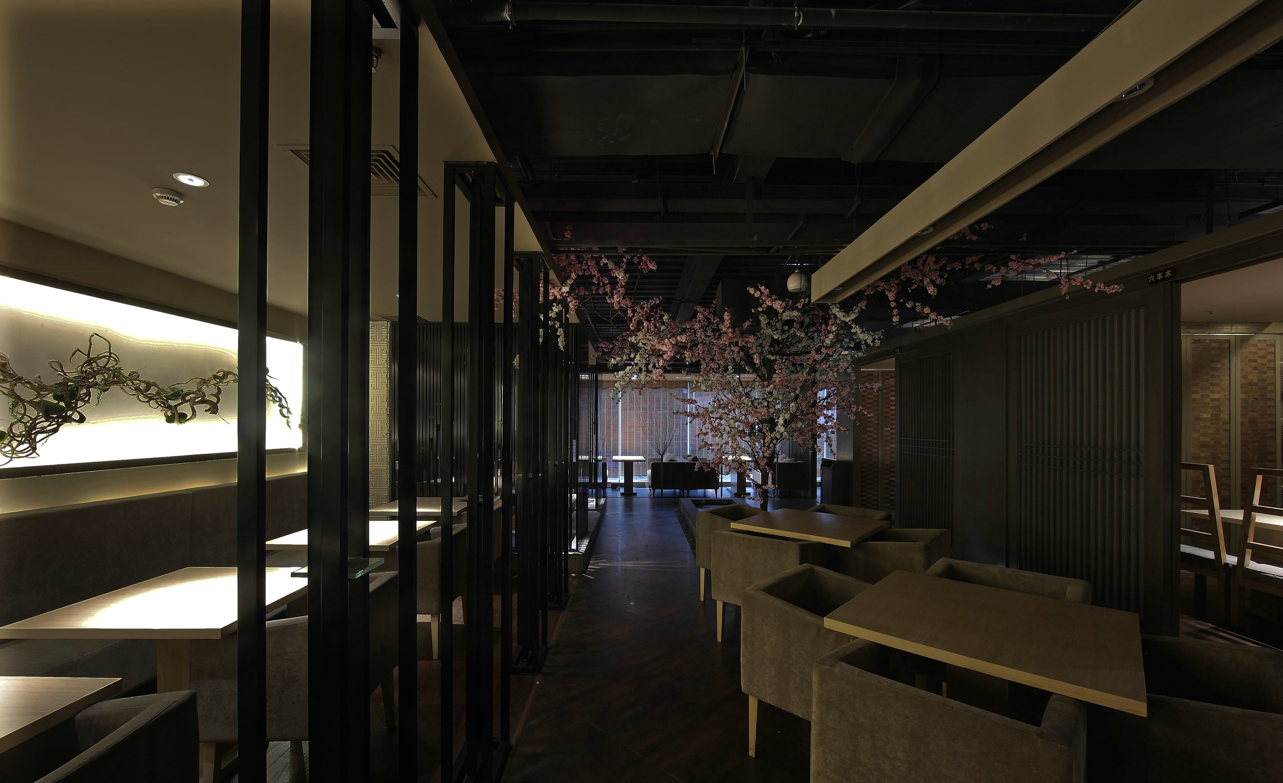 开一家饭店有哪些装修设计技巧以及注意事项