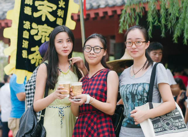 大学寝室“内幕”多，有人喜欢有人招人烦，遇到这4种室友绕道走