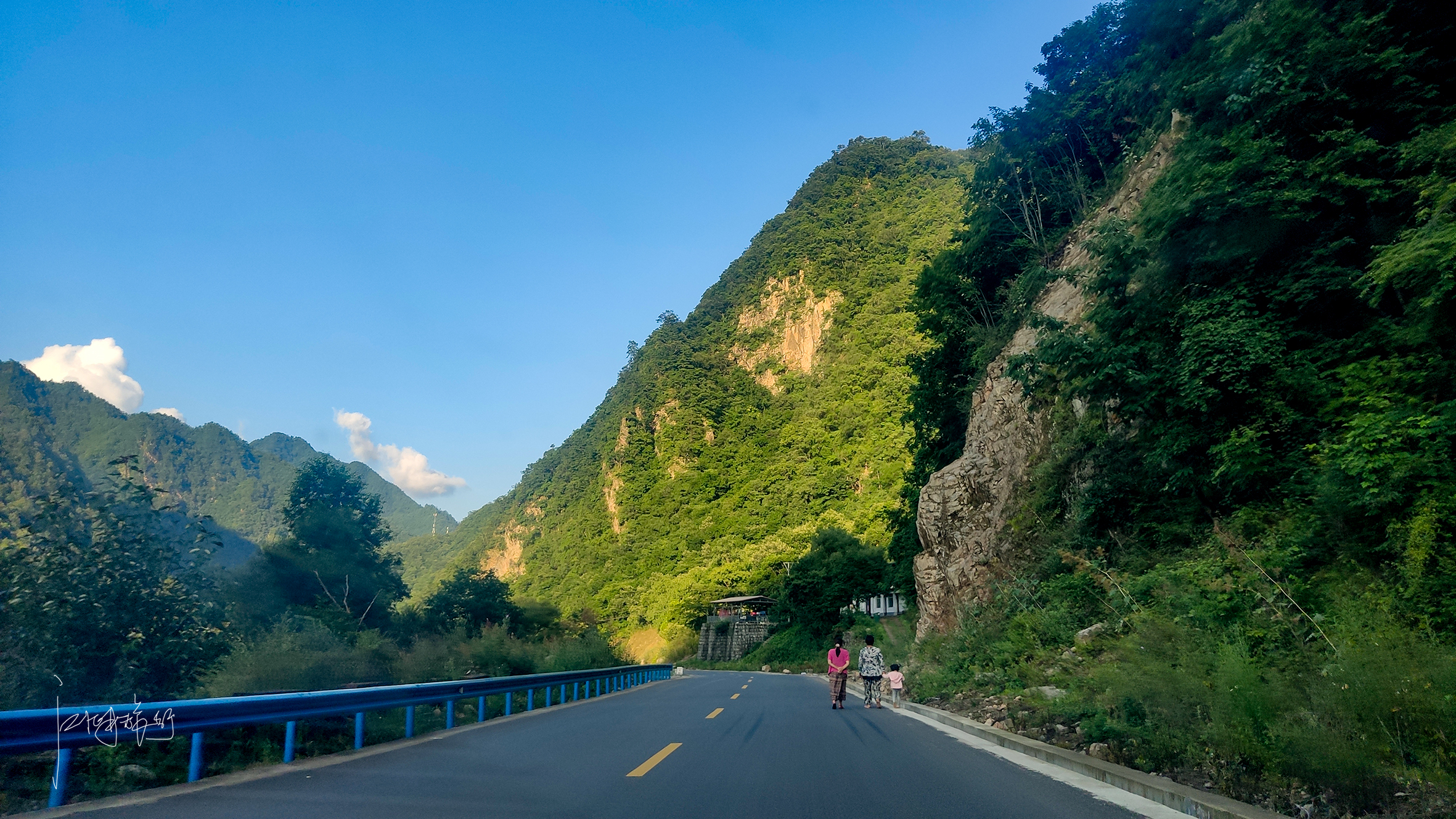 从秦岭s107关中环线(环山路)沣峪进入g210国道到旬河g210桥,g210西万