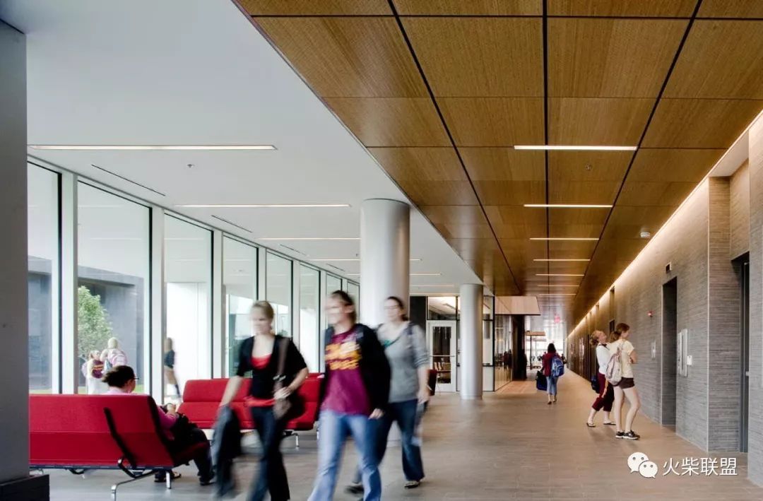 国内外优秀大学校园设计作品，看看别人的大学可以有多美