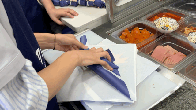 一口气吃光17款招牌！陕西开一家火一家的饭团到底有多牛？