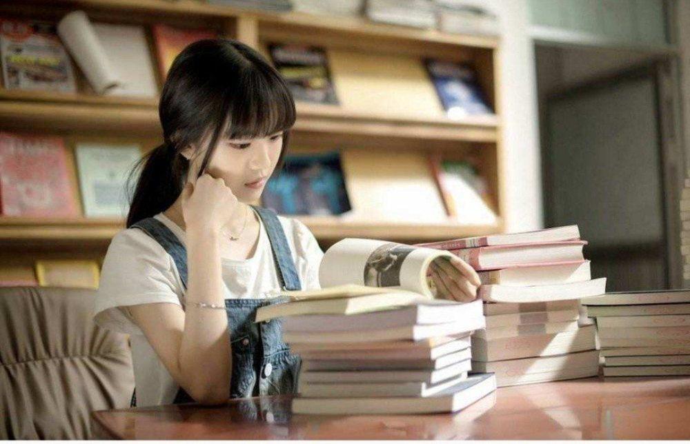 五年级下册第三单元优秀作文欣赏：关于压岁钱和读书的调查报告