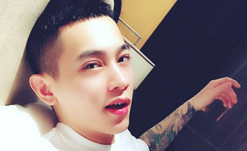 杭州直播带货服装货源吴迪直播诉苦直言杭州帮各大网红收入惨淡散打哥
