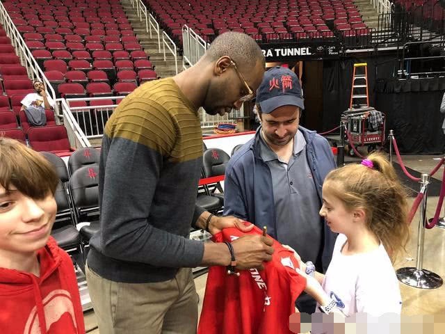 nba官员有哪些（不好好打篮球就要回家继承亿万家产！盘点NBA那些富二代球星）