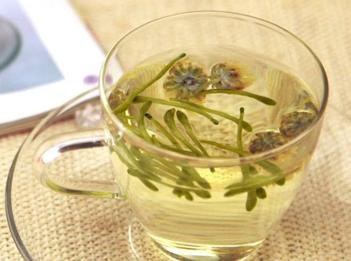 蒲公英和它搭配,隔三岔五喝点,帮助提高肝功能,改善皮肤状态