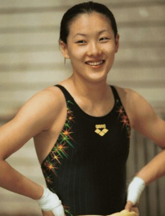 哪个跳水冠军嫁给富豪(三个嫁给香港富豪的奥运冠军：郭晶晶最幸福、伏明霞最低调)