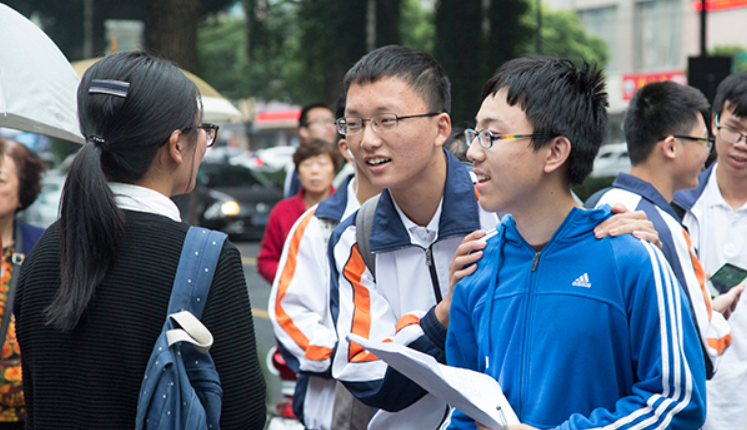 2021新高考八省成绩出炉，辽宁成为“幸运儿”，江苏惨遭滑铁卢