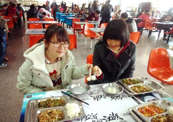 2021大学生“生活费”等级出炉！1000什么水平？网友：贫民级别