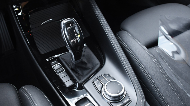 入门配置谁更丰富？奥迪Q3 Sportback对比宝马X2