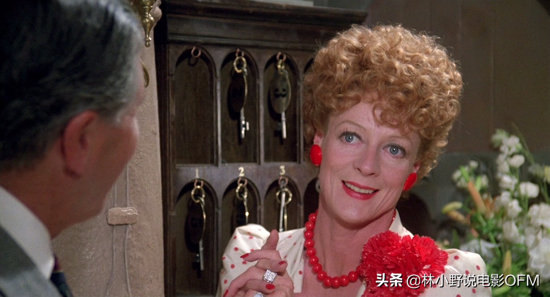 《阳光下的罪恶》女主角是邦女郎，男配是“查泰莱夫人的情人”