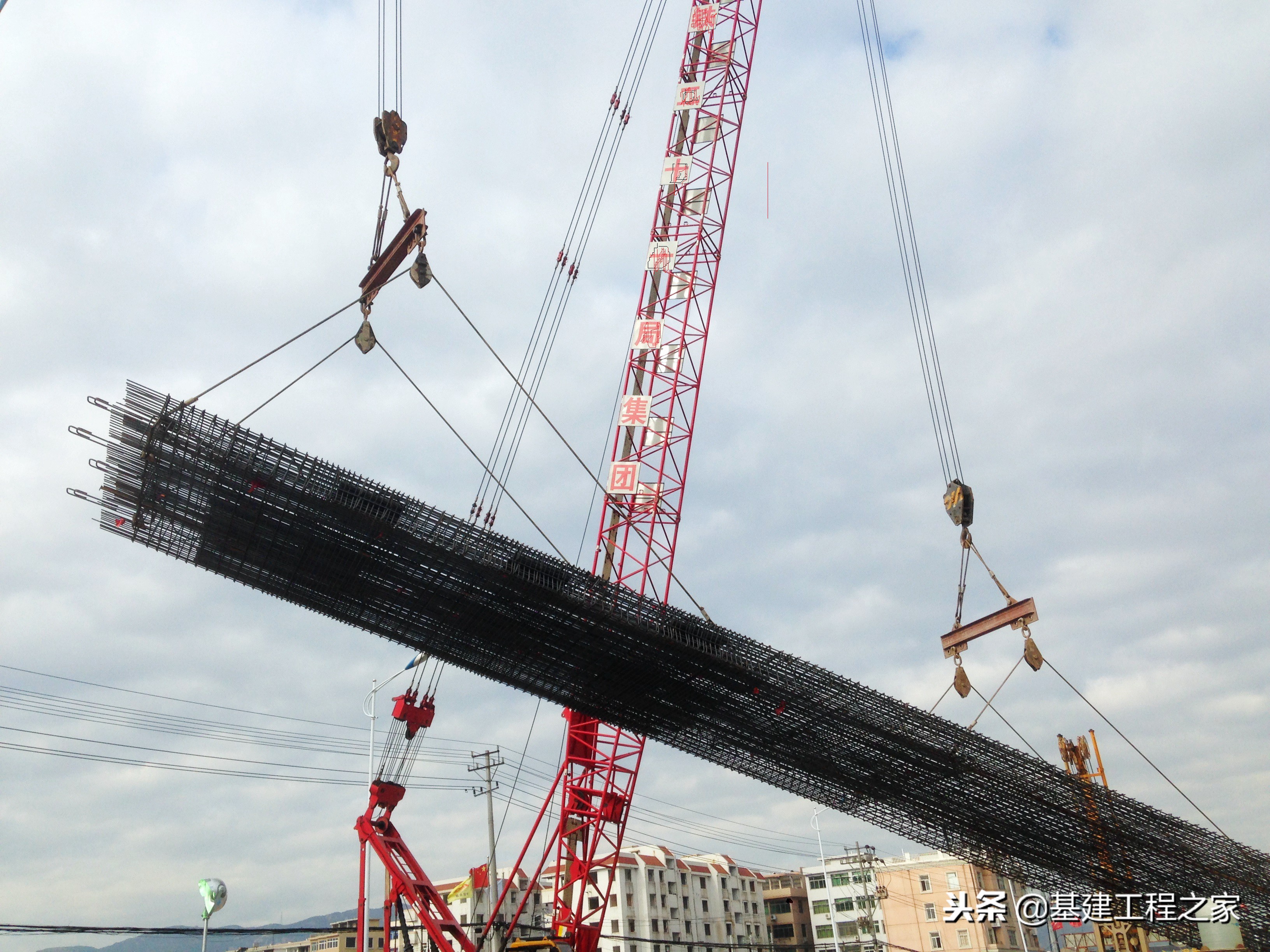 深大基坑地下连续墙钢筋笼吊装步骤 - 标件库
