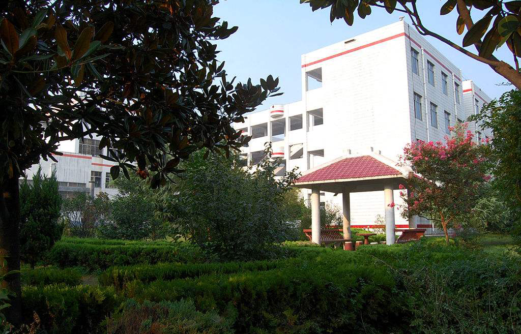 河南省南阳闻名遐迩六所好高中，能就读的皆学霸，考上重本非难事