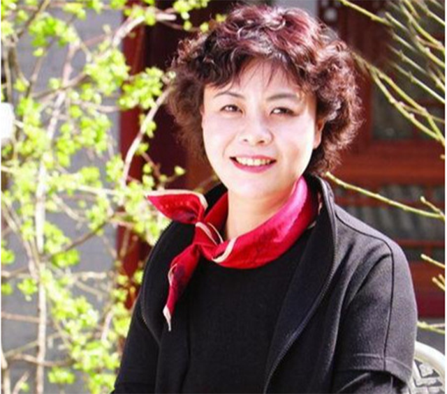 铁凝：34岁还没找男朋友，冰心说不要找要等！然后50岁才结婚