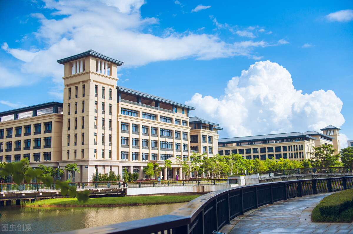 朋友不知道孩子该不该上民办二本，3点差别，家长要清楚