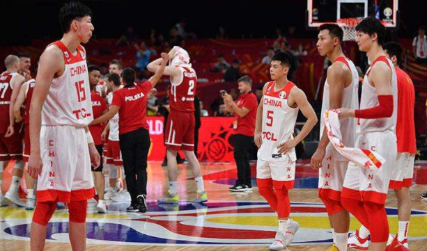 2019年中国男蓝世界杯录像(杀人诛心！继波兰国内录播后，FIBA官方重播中国男篮不敌波兰)