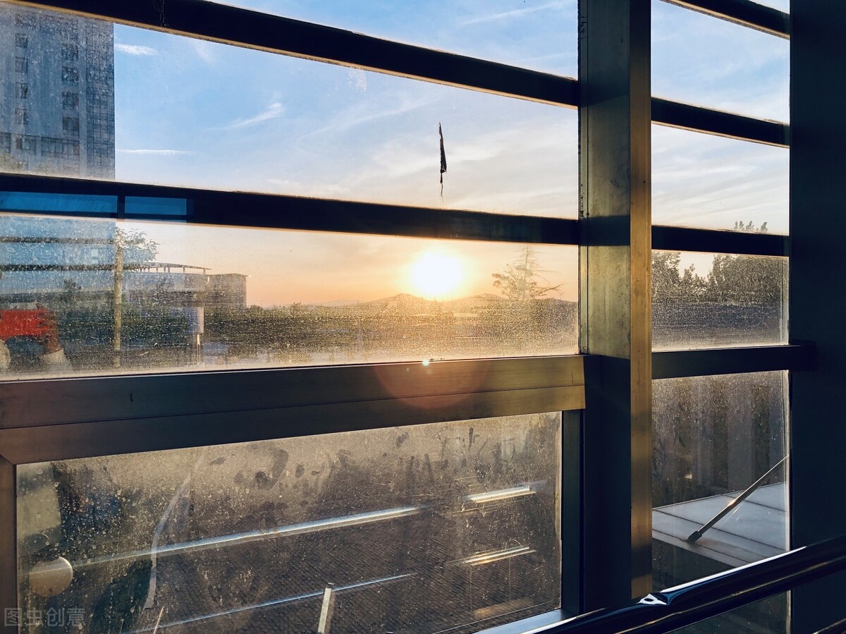 学生成绩低在犹豫是否走单招，看完这5所高校的数据，就有答案了