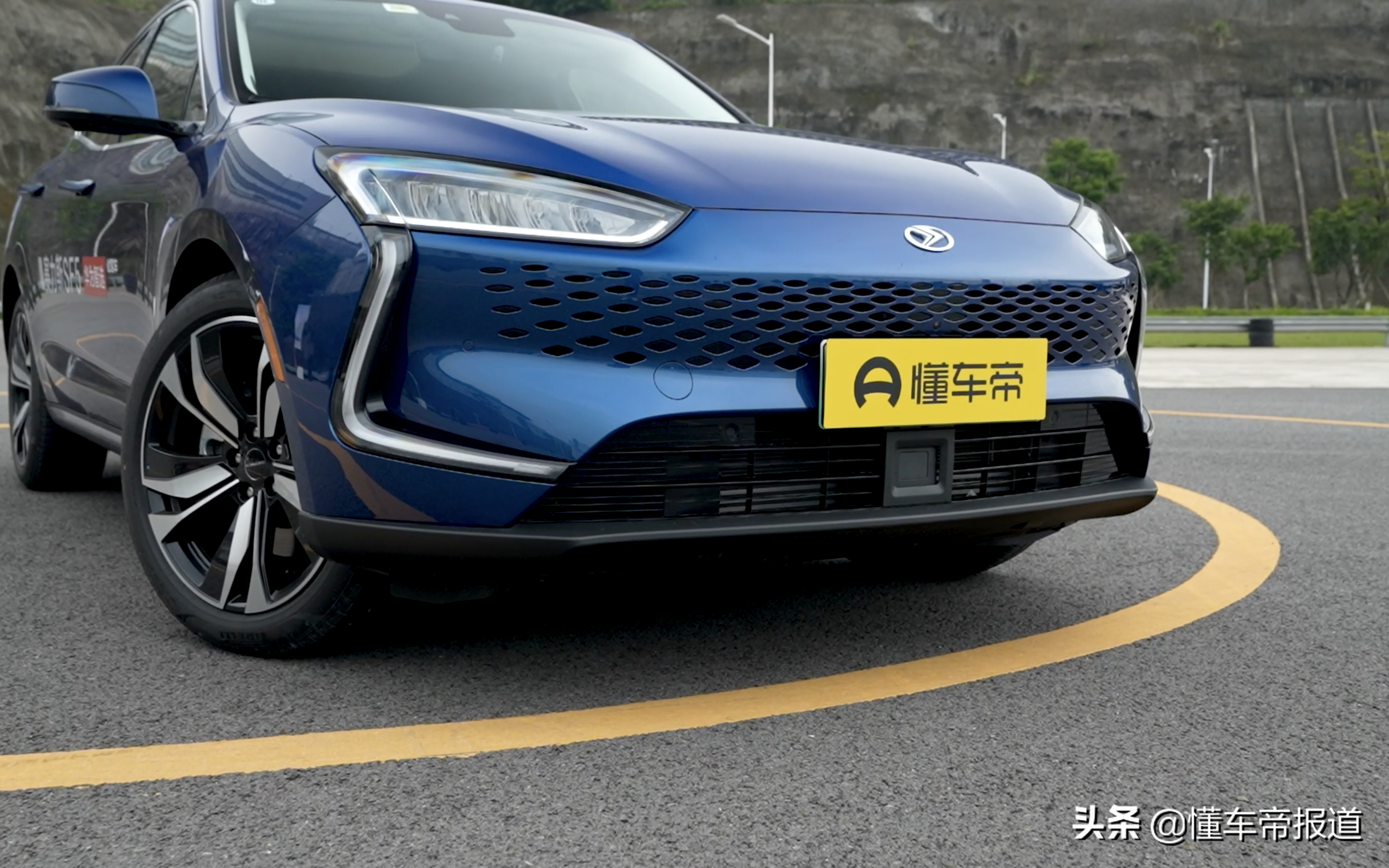 新车｜借华为光环，走自己的路，试驾赛力斯华为智选SF5