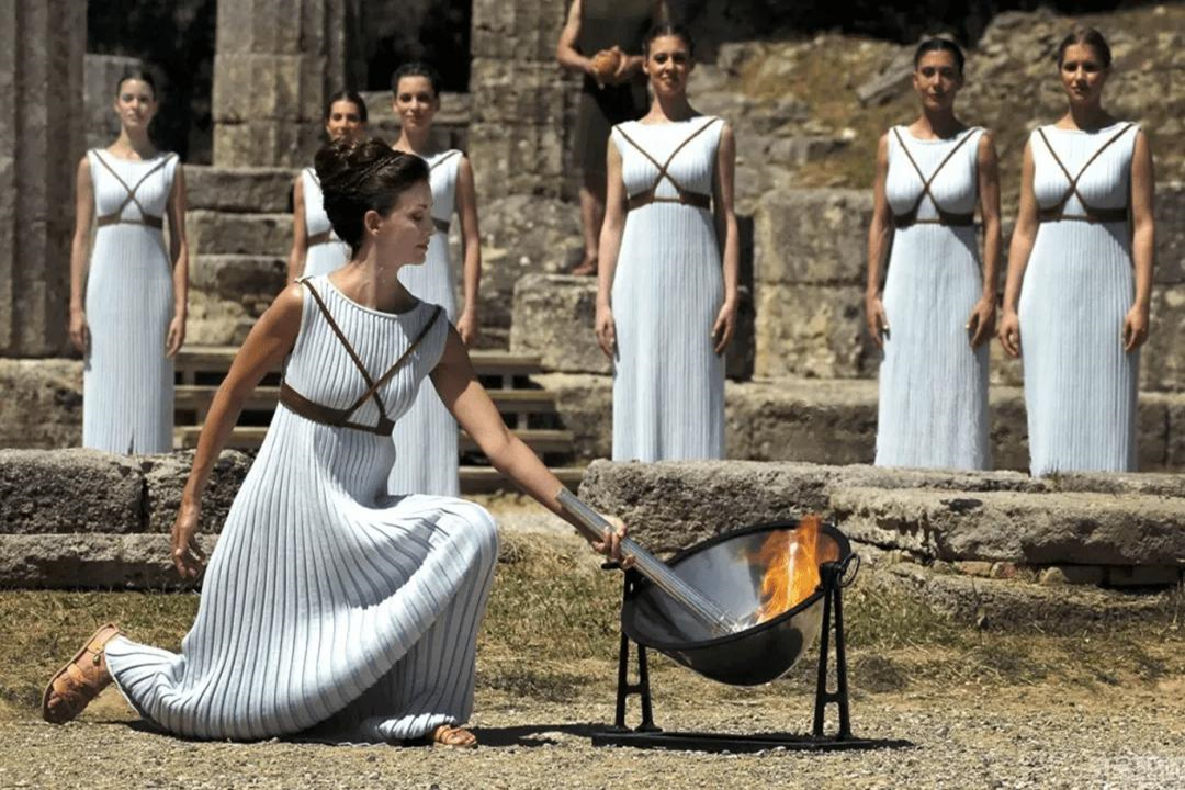 运动会起源于什么时间(古代奥运会的起源：两个全然不同的神话故事，解释了它的起源)