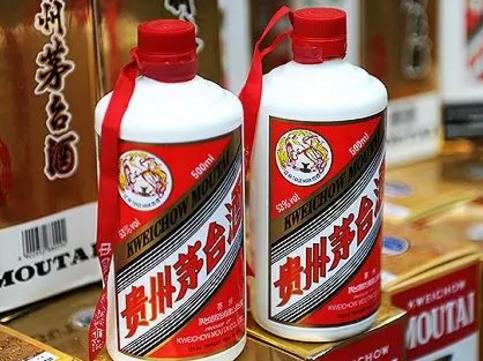 同是茅台生产的坤沙酒，为何茅台酒2000元,茅台王子酒158元？