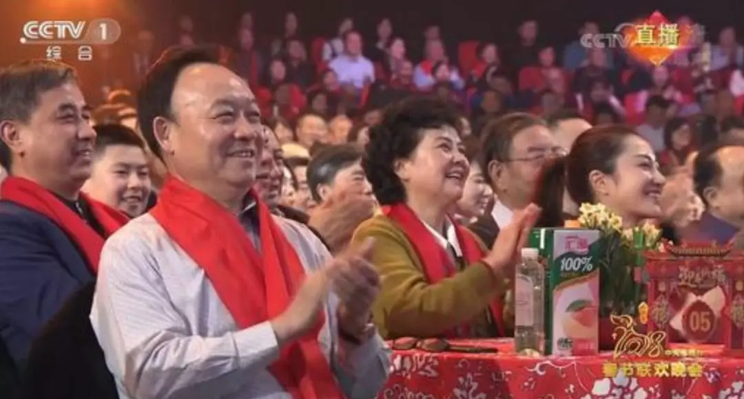 春晚品牌赞助变迁史：零点报时冠名“十秒值半亿”？