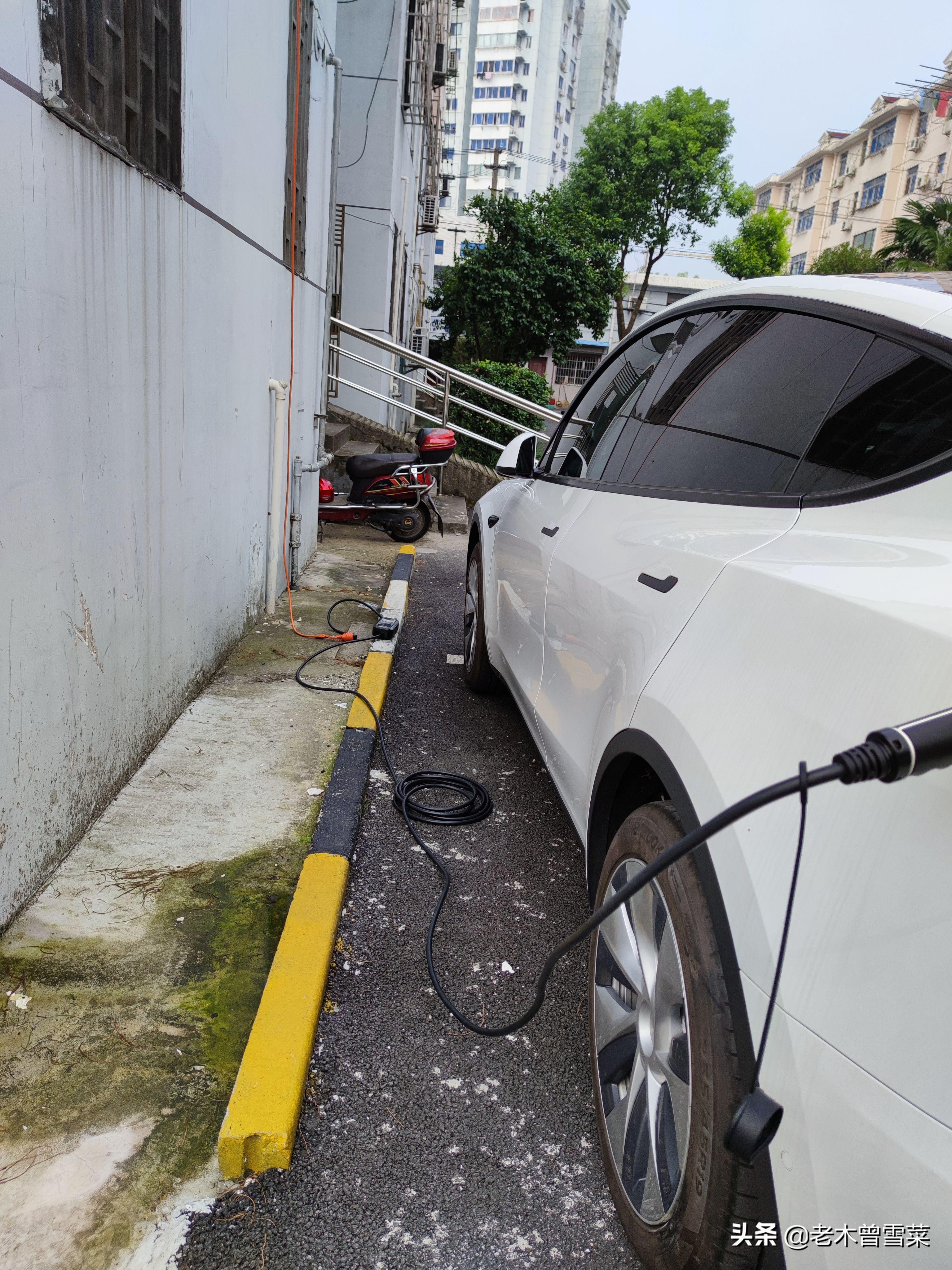 里程焦虑、用车成本、电池衰减——特斯拉车主来聊聊充电那些事