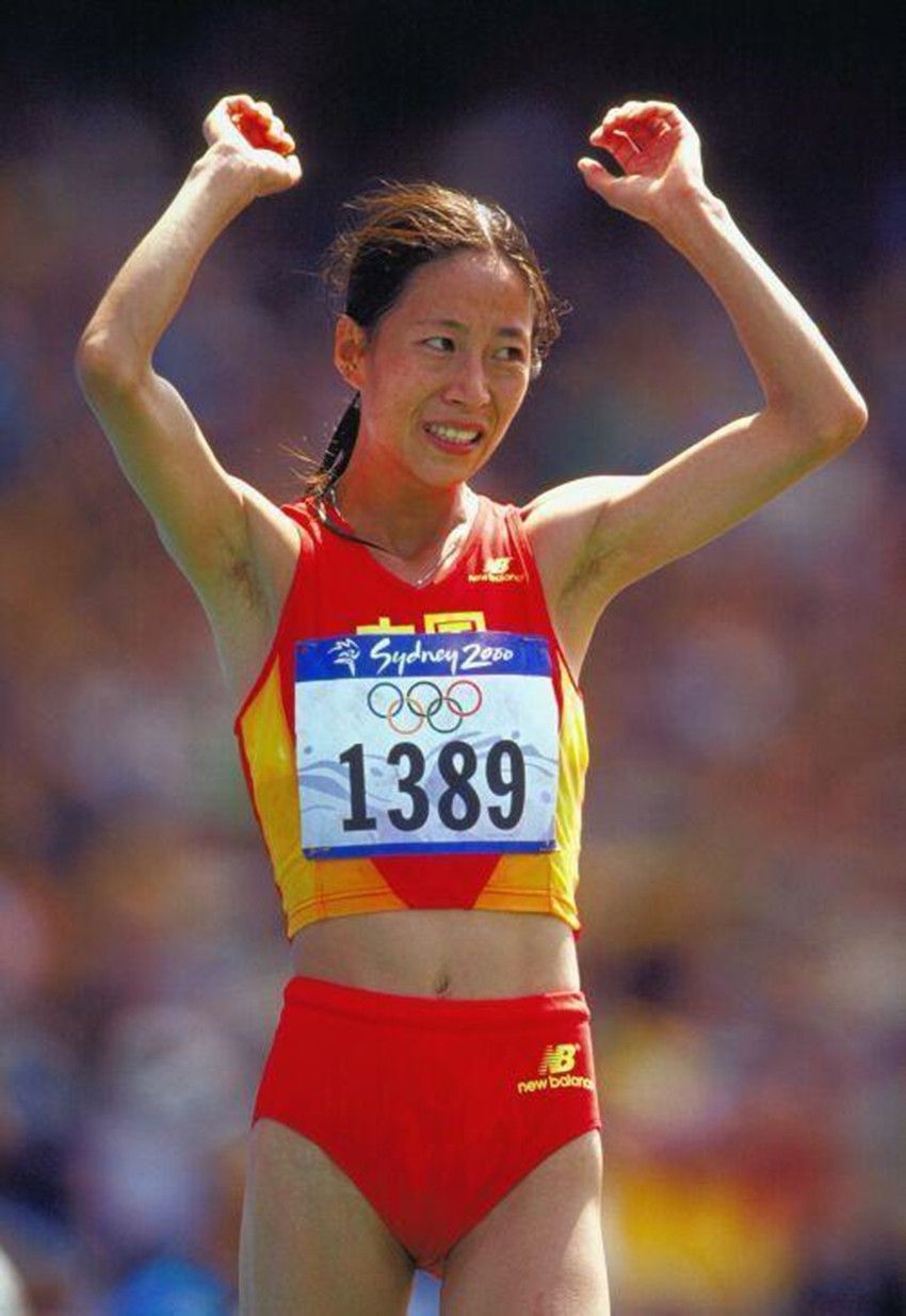 奥运冠军王丽萍事件教练(2000年王丽萍获奥运冠军,为何当场没人喝彩