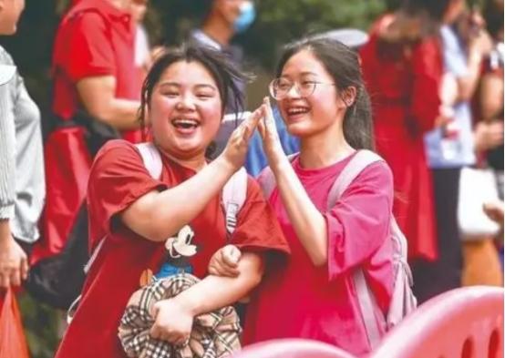 东南大学和中南大学哪个好（这两所大学校名）