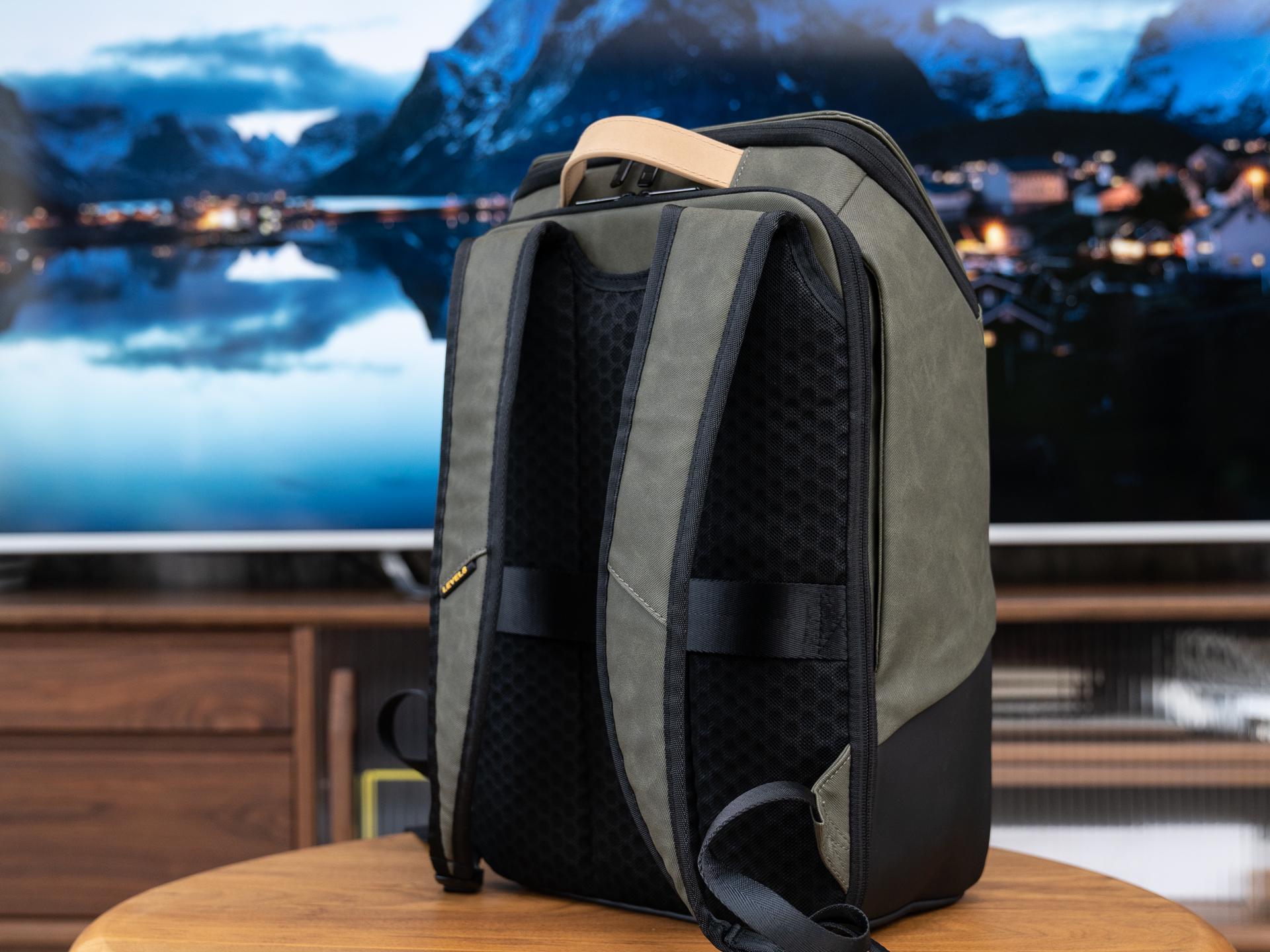 女旅行包图片及价格(出行背包怎么选) - 价格百科