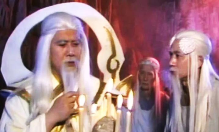 太上老君秘密安排，燃灯改组灵山极乐世界，原掌教接引道人成船夫