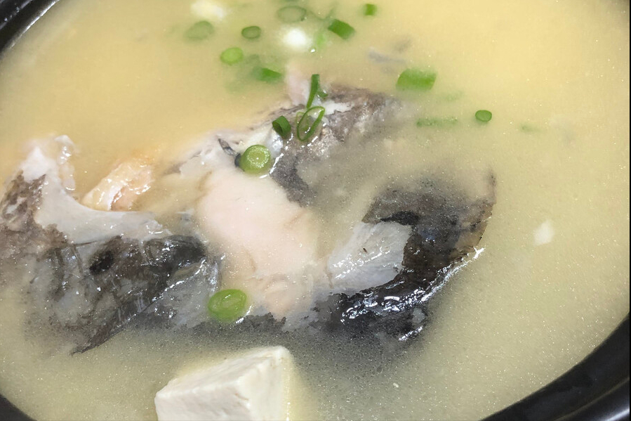 掌握这2点,鱼汤又浓又白,没腥味