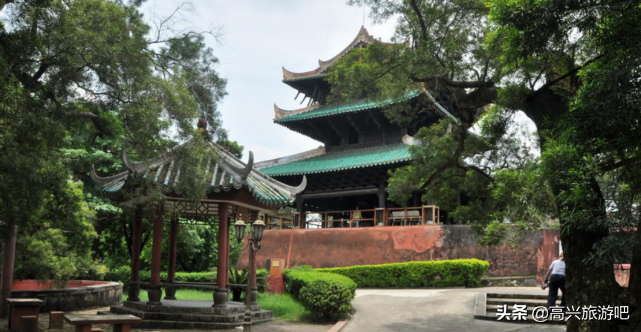 容县真武阁柱脚悬空：地方官吏建、鲁班仙师建莫衷一是！你怎么看