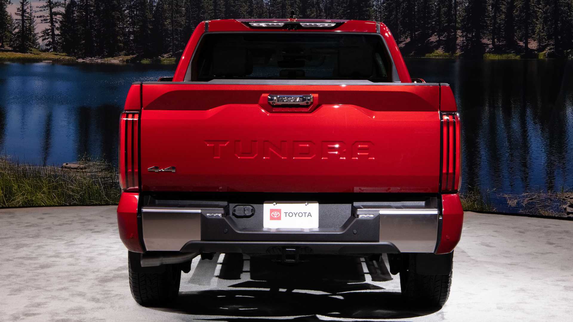 换装3.5T全新V6发动机和科技内饰，2022款丰田坦途皮卡正式亮相