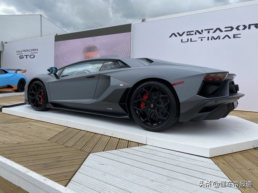 新车|此后再无V12？兰博基尼大牛最终版Aventador Ultimae正式亮相