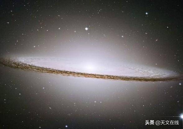 ngc5793星系如此不寻常,可能是因为