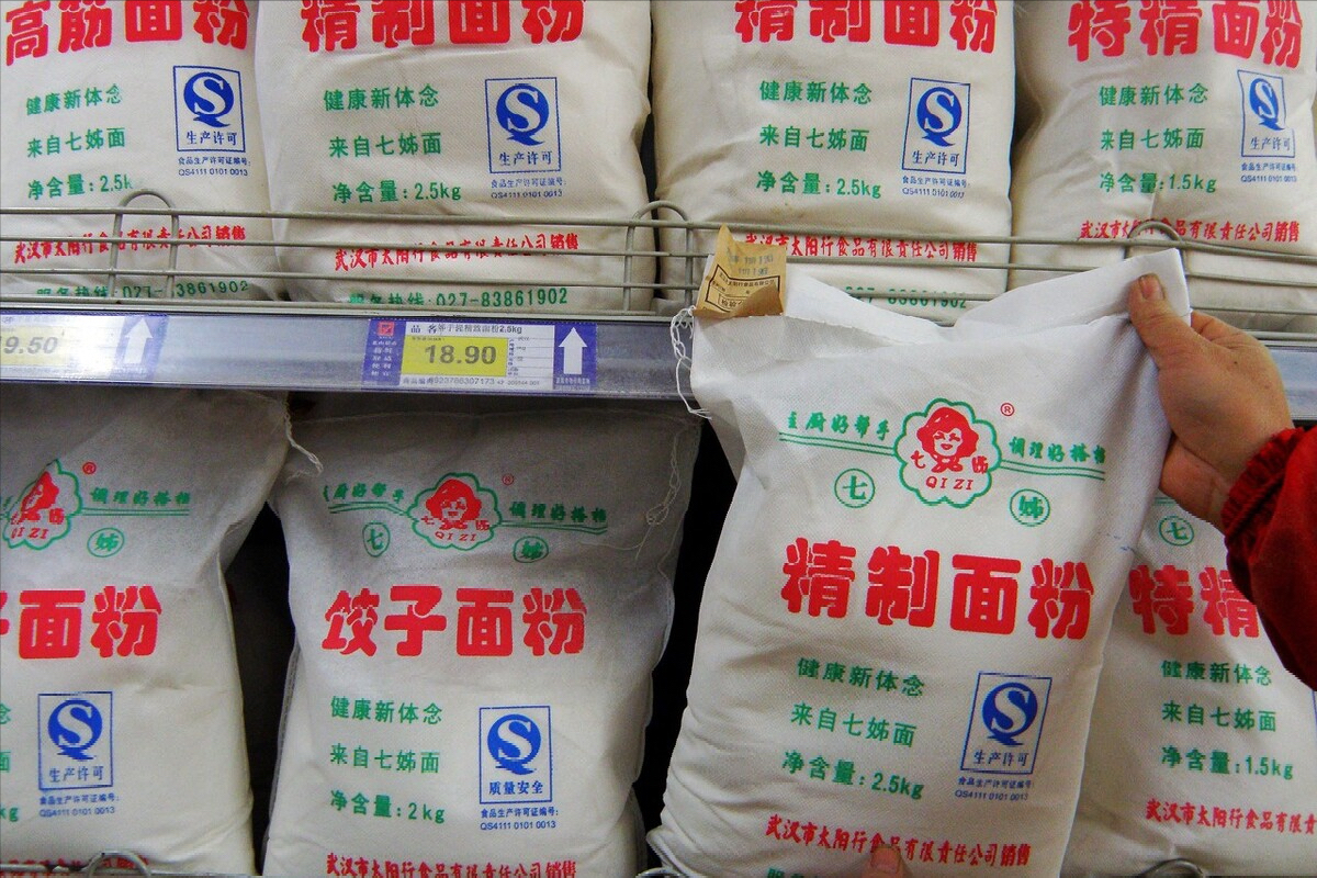 懂行人买面粉，别光看价格，牢记“3看3不要”，挑到优质好面粉