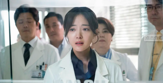 又惨又痛，这部韩剧，拍出了一个医生背后的软肋
