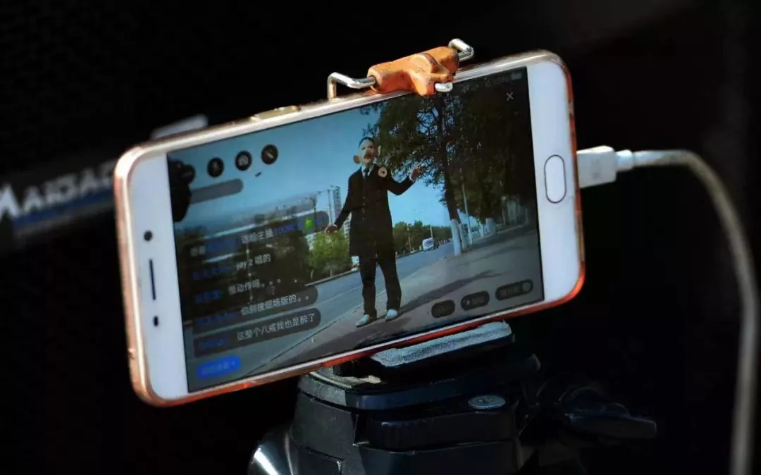 “葱油饼”事件后，孙某宁网络首播狂赚70万？到底纳了多少税？