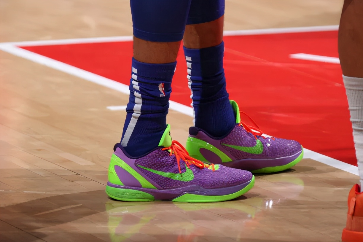 nba穿李宁鞋的球员有哪些（NBA球员上脚：詹姆斯2双签名鞋，巴特勒穿李宁驭帅14？）