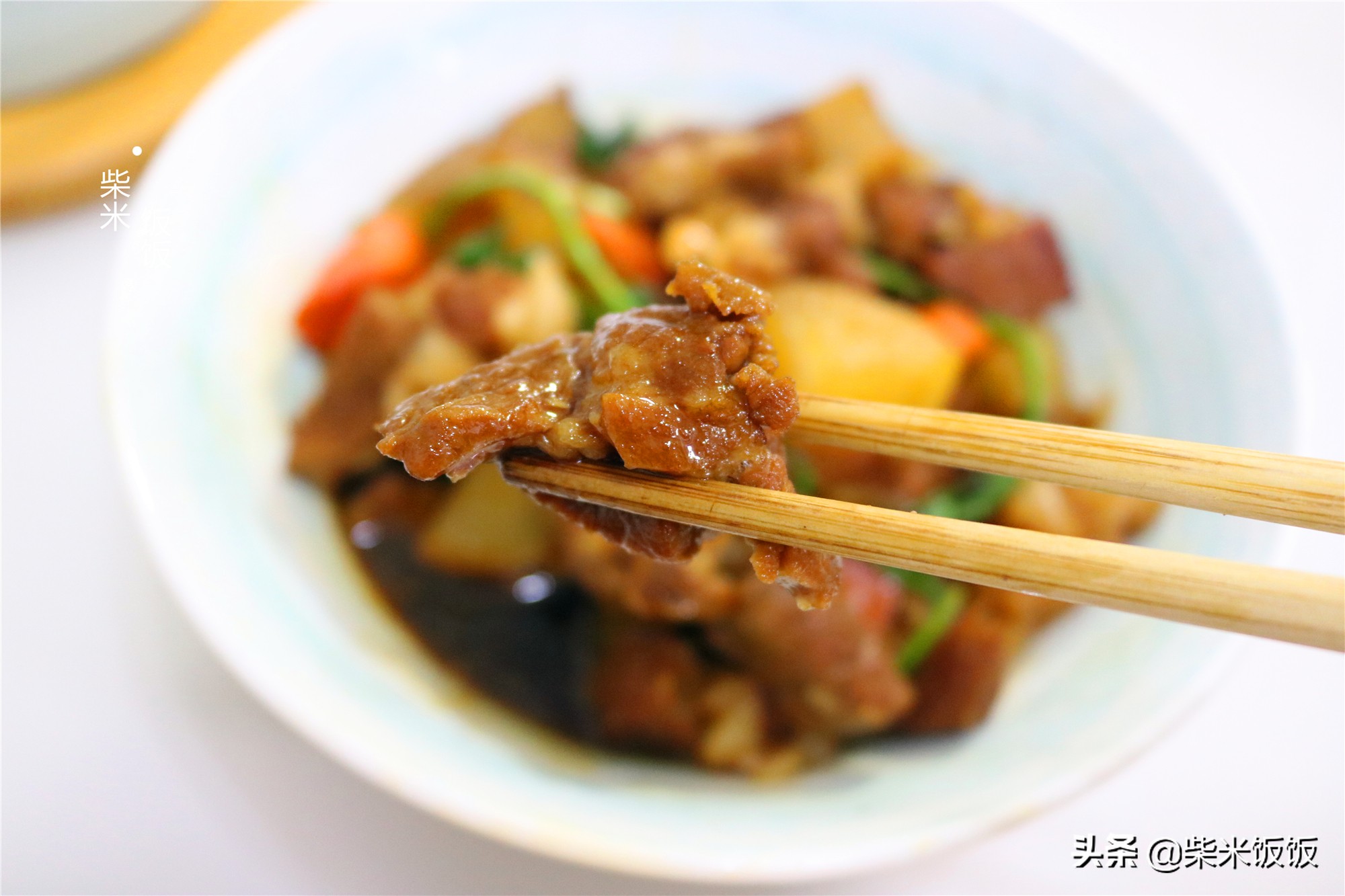 羊肉别总炖汤了，试试这个做法，鲜香又滋补，现在吃最合适