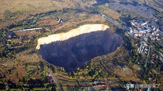库里南有多长(世界第一巨钻库里南，重3160.7克拉，发现于南非，后惨被切割)