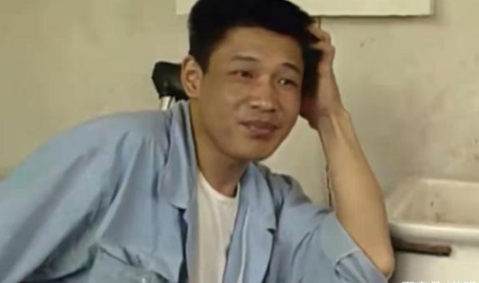 湖南女孩怀上40岁男人的孩子，男子自称无生育能力，亲子鉴定打脸