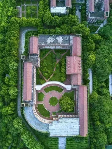 南京的这所大学，因为《大江大河》火了起来