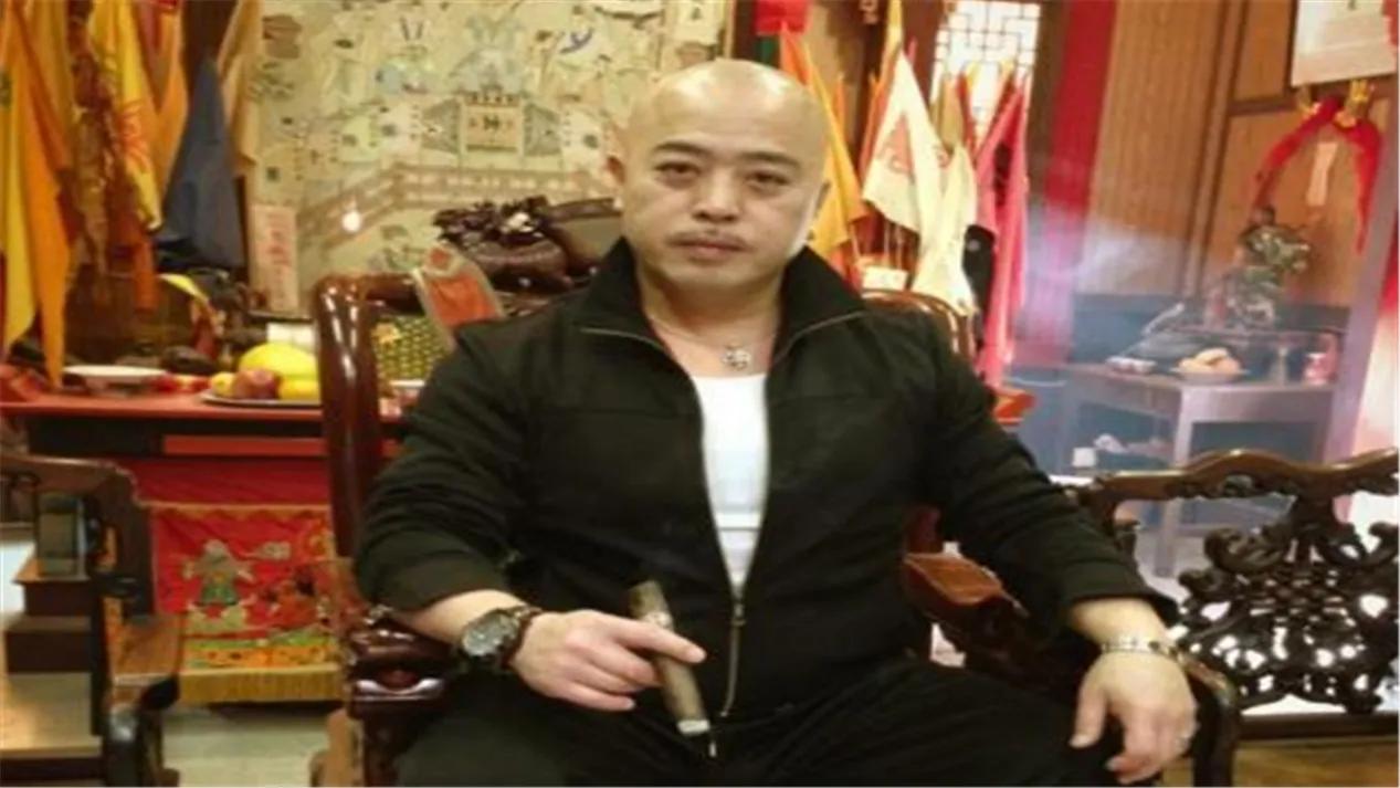 华裔黑帮头目周国祥“从未伤害过华人”？他上位杀害的都是华人
