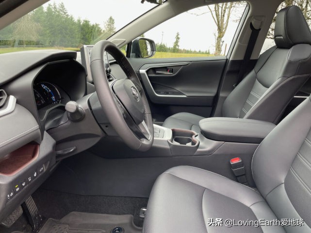 2021年丰田RAV4混合动力评测：为了省油的存在