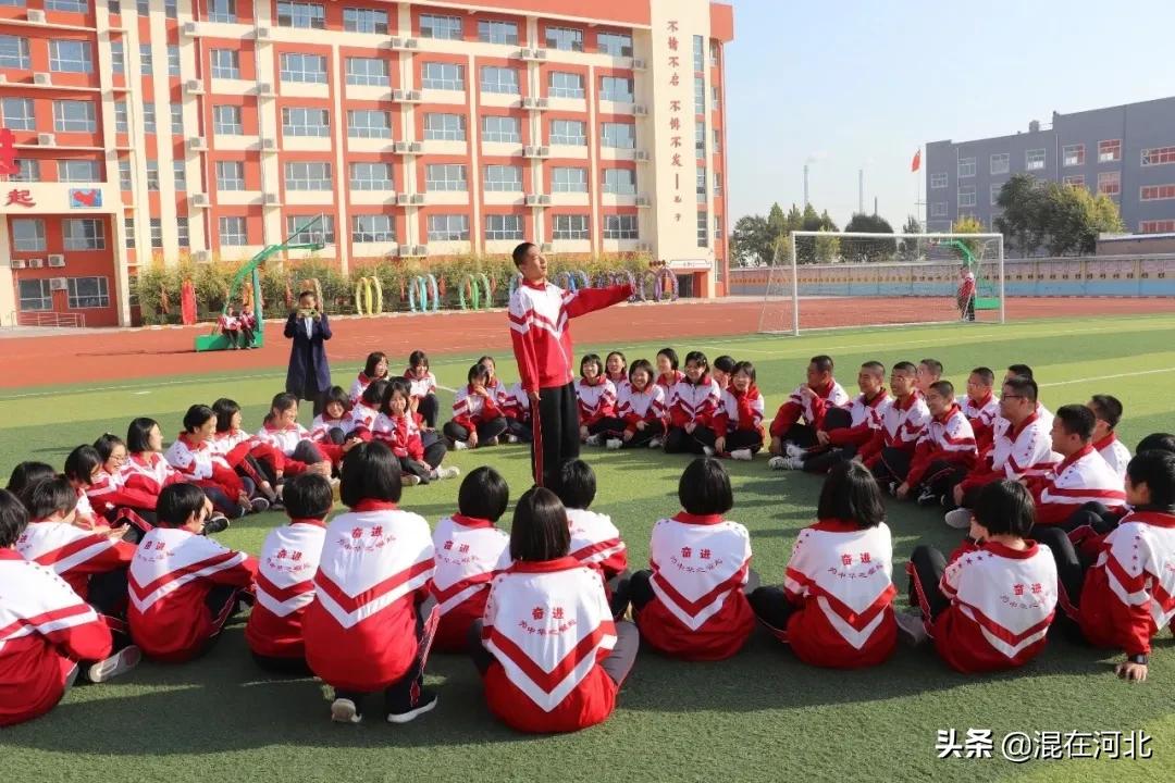 2017年衡水十三中高考成绩(2017年衡水十四中学成人礼)-友友