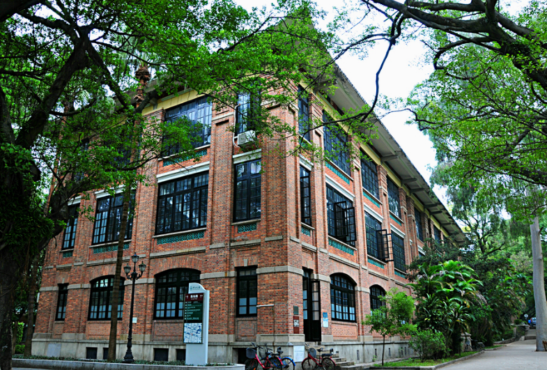 完美逆袭！2021高考最强“捡漏王”诞生，四百多分被中山大学录取