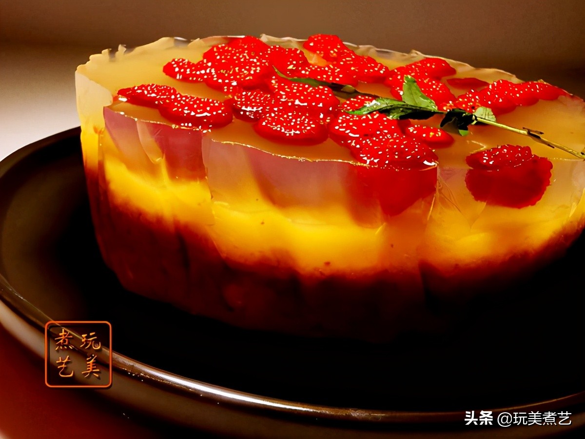 春光明媚好时光，树莓遇上菠萝，就来一个慕斯尝尝