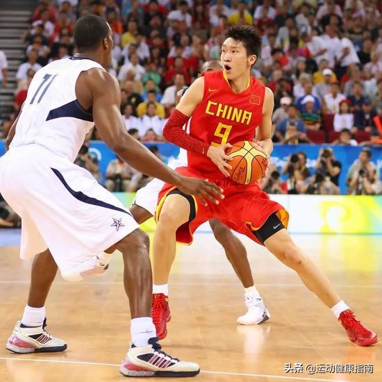 孙悦nba有多强(堪称中国最强后卫，盖帽NBA巨星，孙悦巅峰时期有多恐怖？)